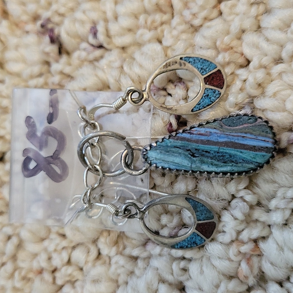 Sterling silver pendant and earrings
